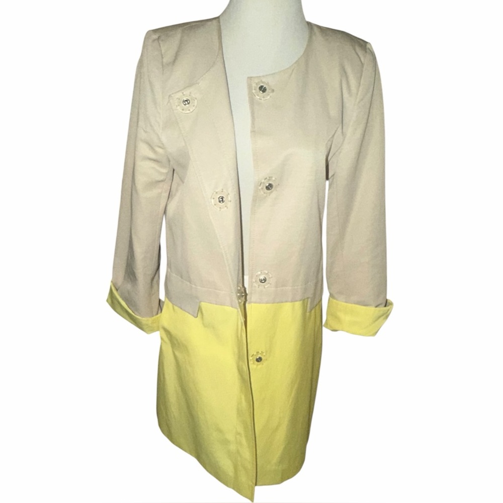 Tahari Two-Tone Beige and Yellow Trench Coat